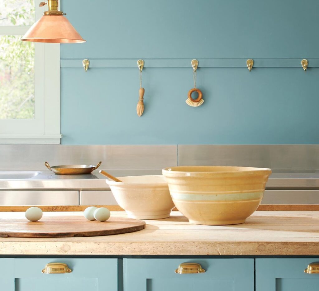 Benjamin Moore 2021 colour of the year Aegean Teal 2021 Ottawa housing and design trends