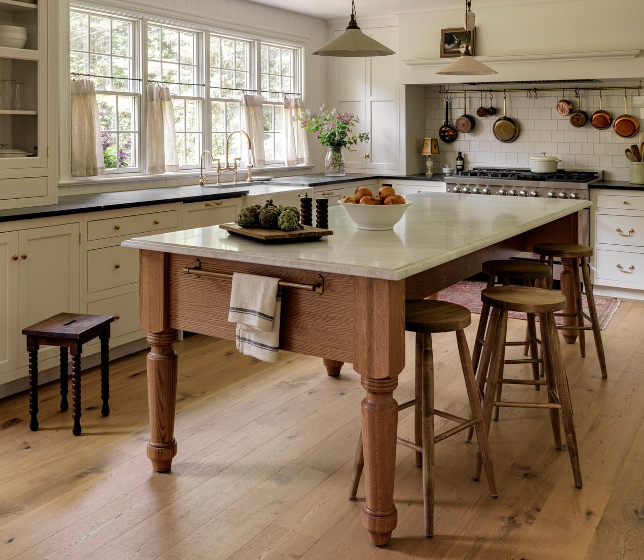 kitchen island design Maltais and Fitch Interiors