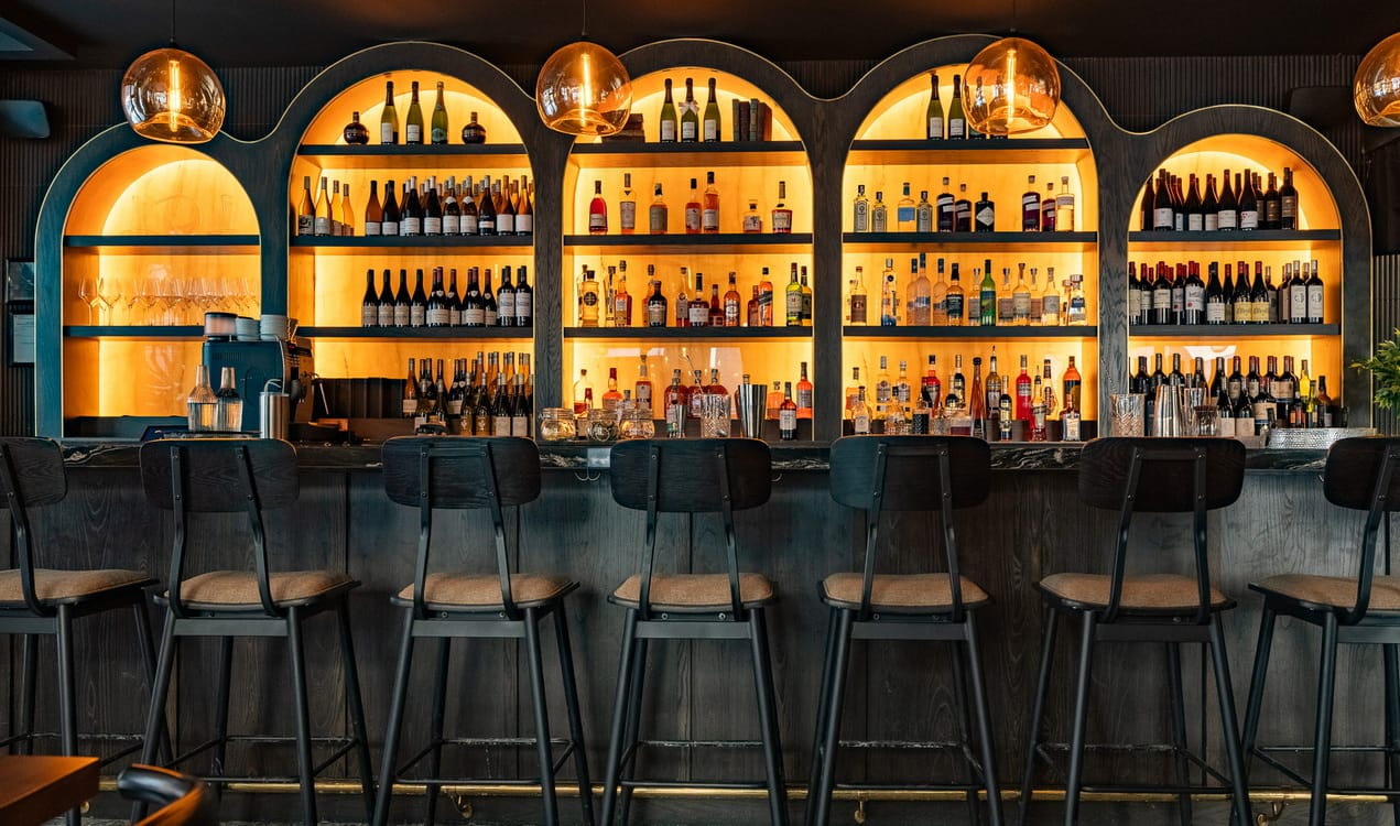 Elise restaurant design bar