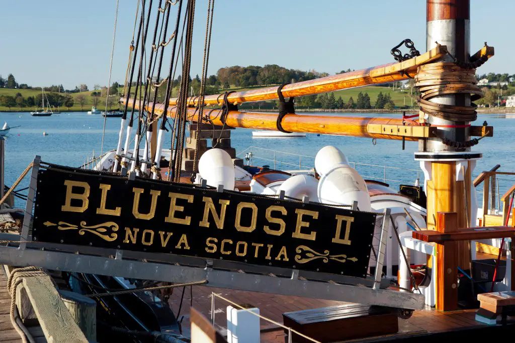 steve maxwell wood finish bluenose ii