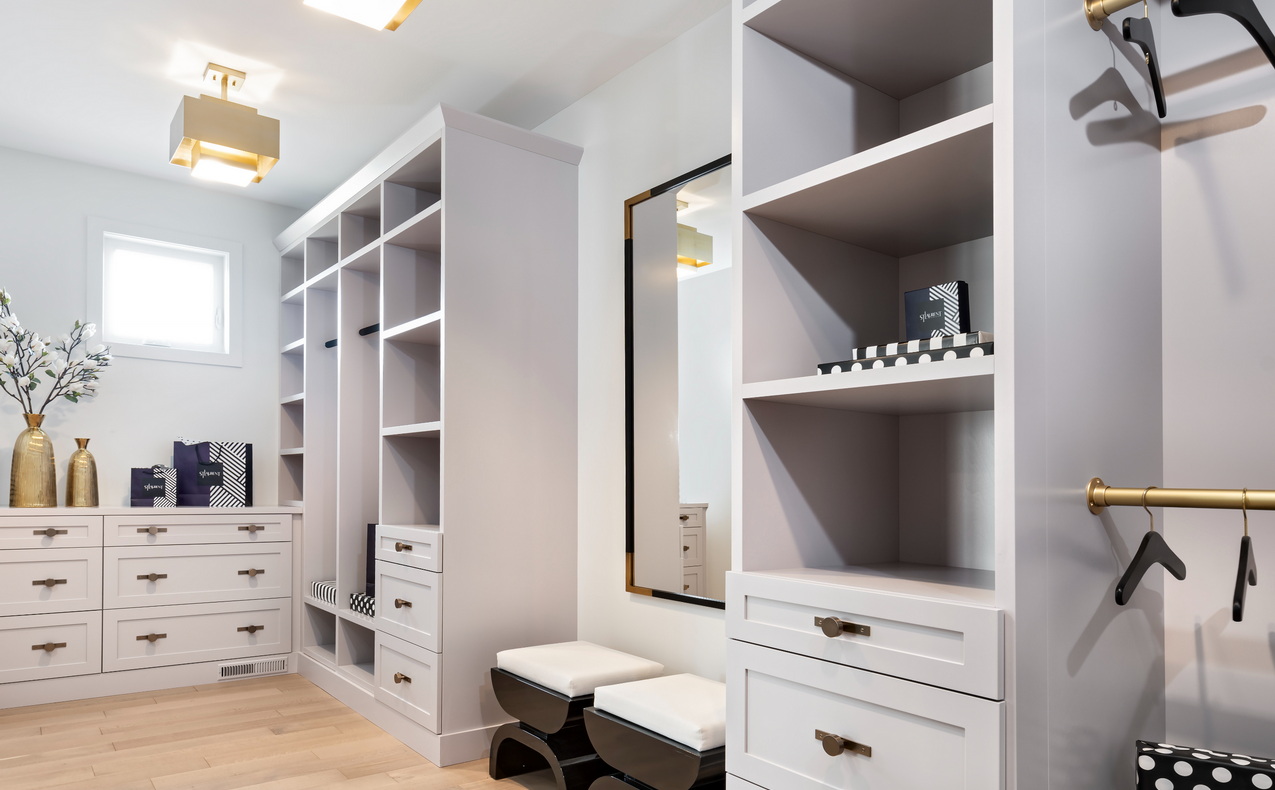 closets walk-in Laurysen Kitchens