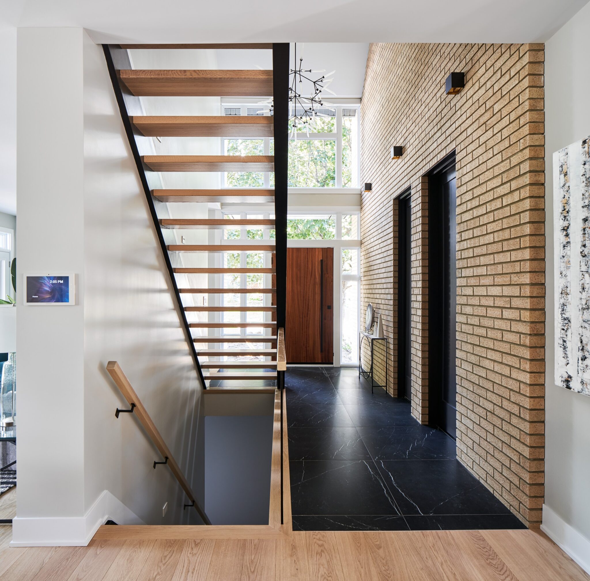 Ottawa custom homes foyer staircase