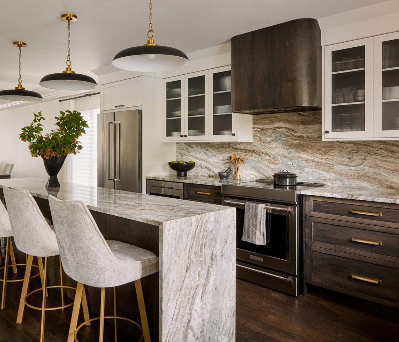 suite spot design kitchen waterfall counter stone backsplash