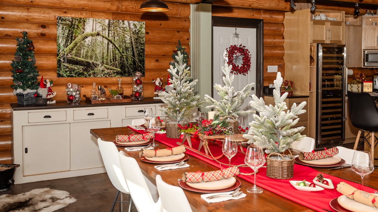 decorating for Christmas sue pitchforth holiday decor