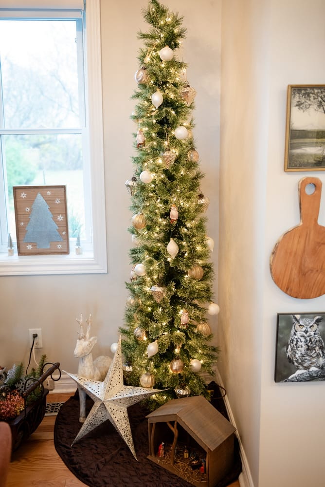 decorating for Christmas sue pitchforth holiday decor tree