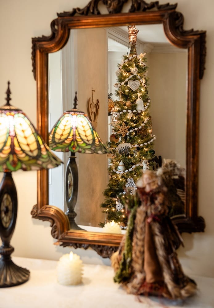 decorating for Christmas sue pitchforth holiday decor tree