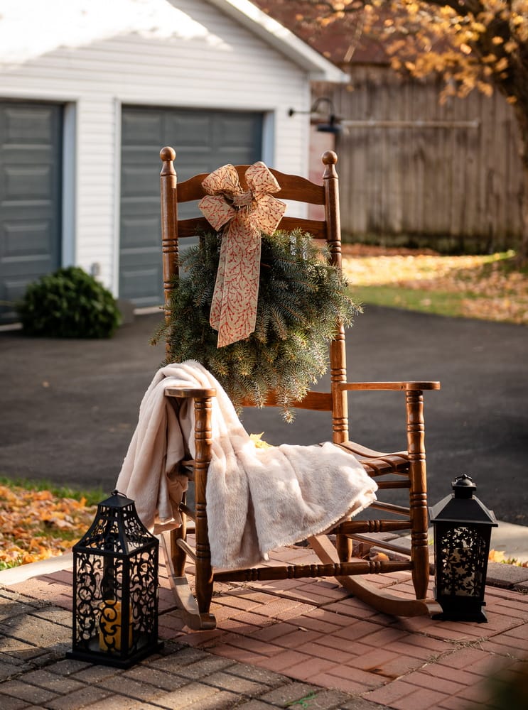 decorating for Christmas sue pitchforth holiday decor backyard rocking chair